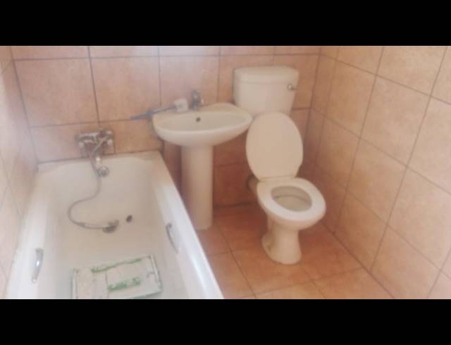 2 BEDROOM HOUSE FOR SALE IN SOSHANGUVE XX